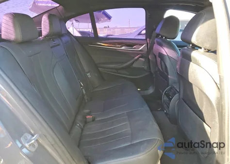 2021 BMW 540 I из США, поврежденный, VIN WBA53BJ02MWW99140